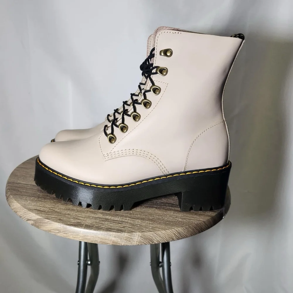 Dr. Doc Martens Leona Womens Size 11 Lace Up Heeled Boots Taupe Leather
